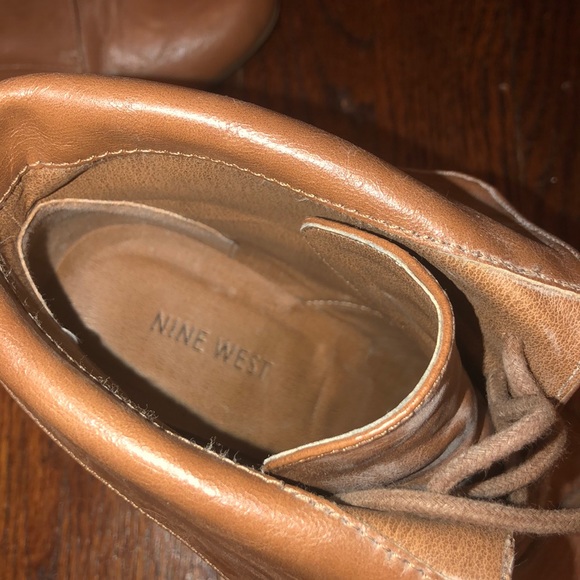 Shoes - Picture 3 of 4